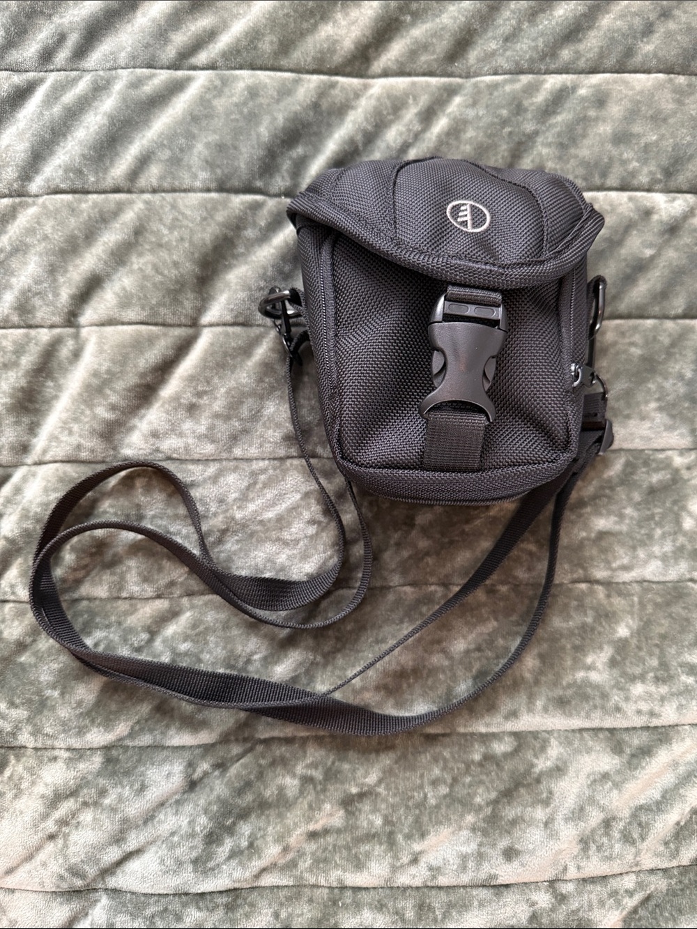 Tamrac Pro Compact 2 Camera Bag